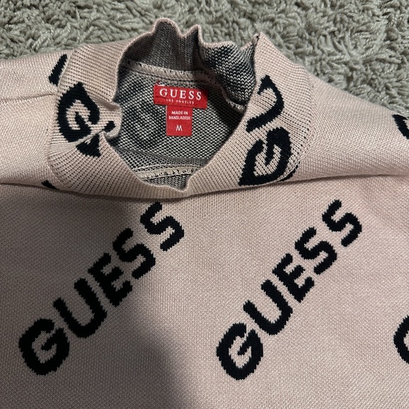 Medium size Short Dresses for women Guess, Fashion Nova and le chateau brand - Picture 8 of 13